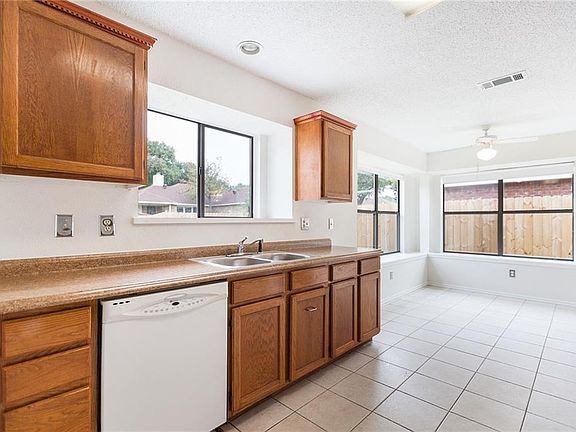 5th image of 873 Arbor Downs Dr
