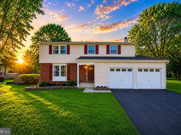408 Cherry Ln NE, Leesburg, VA 20176