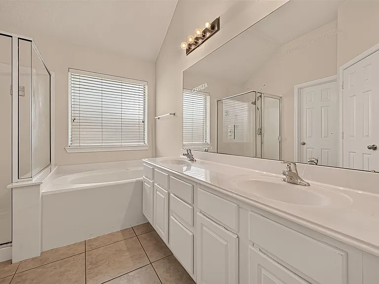 5006 Juniper Walk Ln — Photo 34