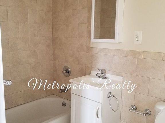 5th image of 23-74 29th St #17