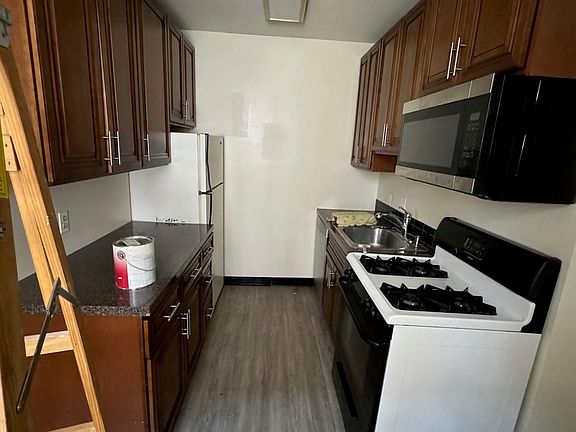 kitchen, new microwave, stove