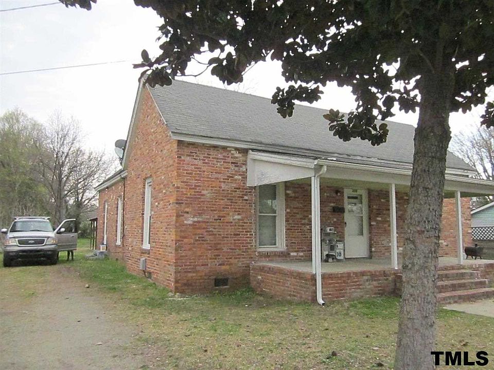 2nd image of 305 E Waddell St