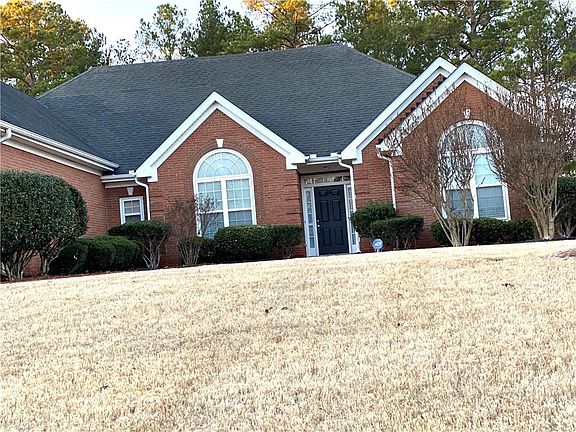 3rd image of 3818 Willow Bend Dr