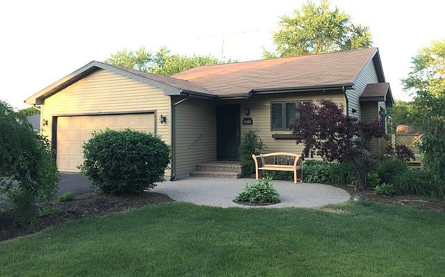 1st image of 41081 N Julia Ct