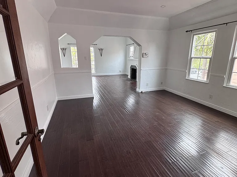 1609 Ellsmere Ave — Photo 14
