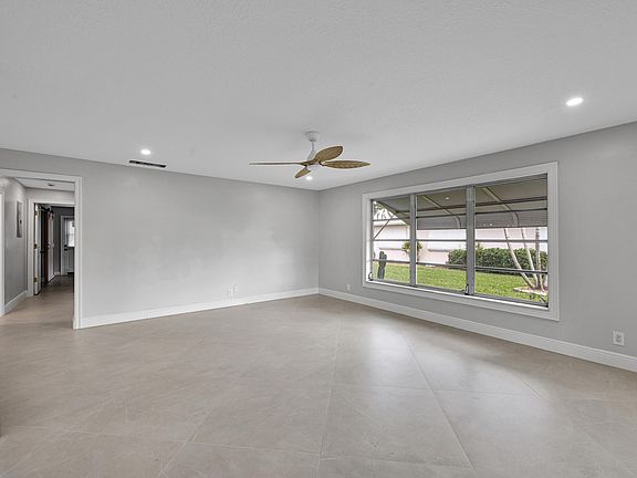 5th image of 285 Main Boulevard #D