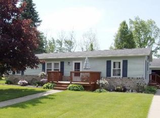 143 W Morgan St, Sandusky, MI 48471
