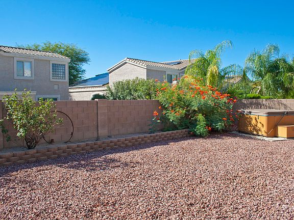 3rd image of 257 W Sacaton Canyon Dr