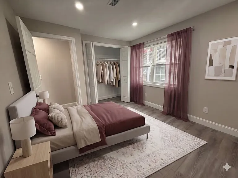 Pondsview Apartments — Photo 152