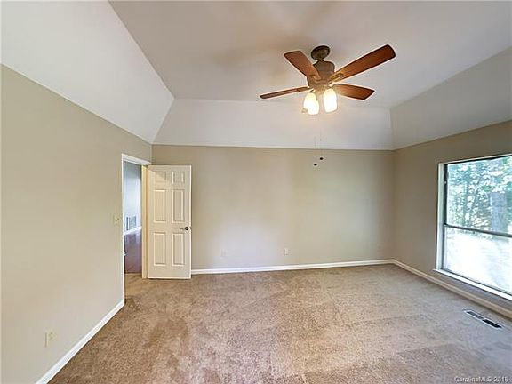 3rd image of 9727 Bella Marche Dr