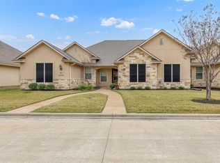3810 Blackhawk Ln, College Station, TX 77845