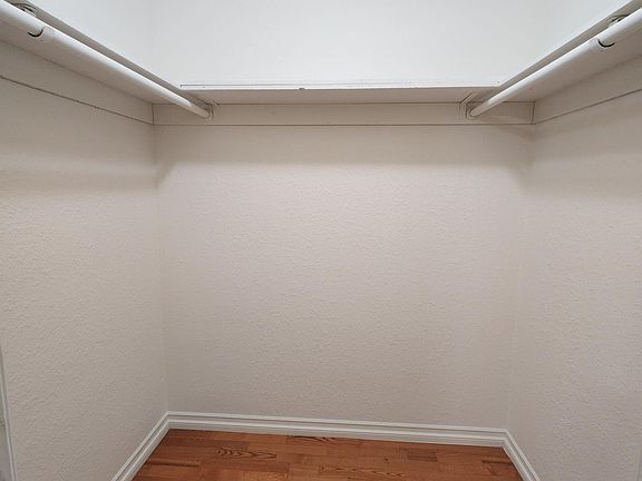 3rd image of 612 N Chandler Ave #F