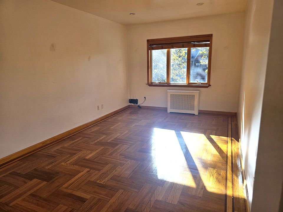 1st image of 80 Minna St Floor 2