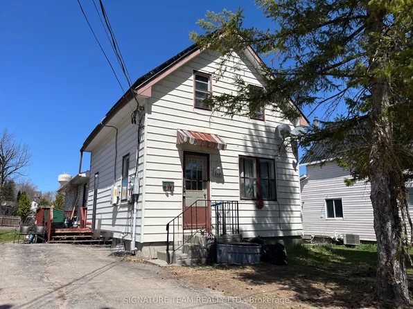10 Meadow St, Whitewater Region, ON K0J 1K0