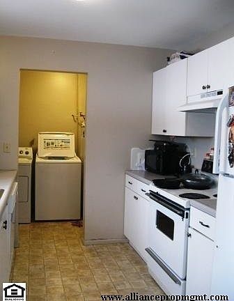 2nd image of 304 & 306 S 20th Ave Unit 306