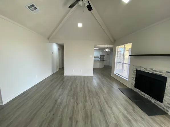 1607 Crescent Ln, Duncanville, TX 75137