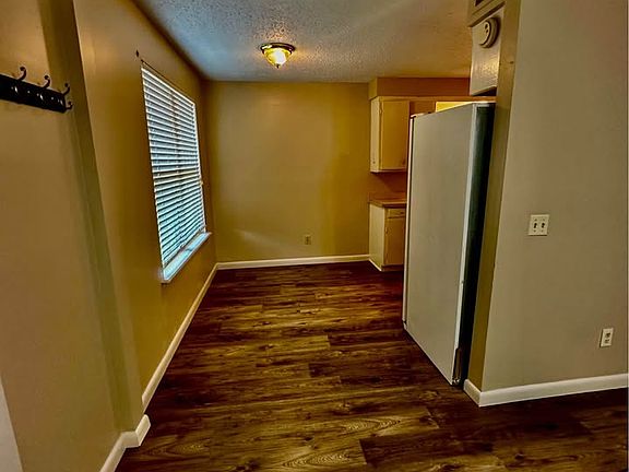 3rd image of 1008 N 11th St