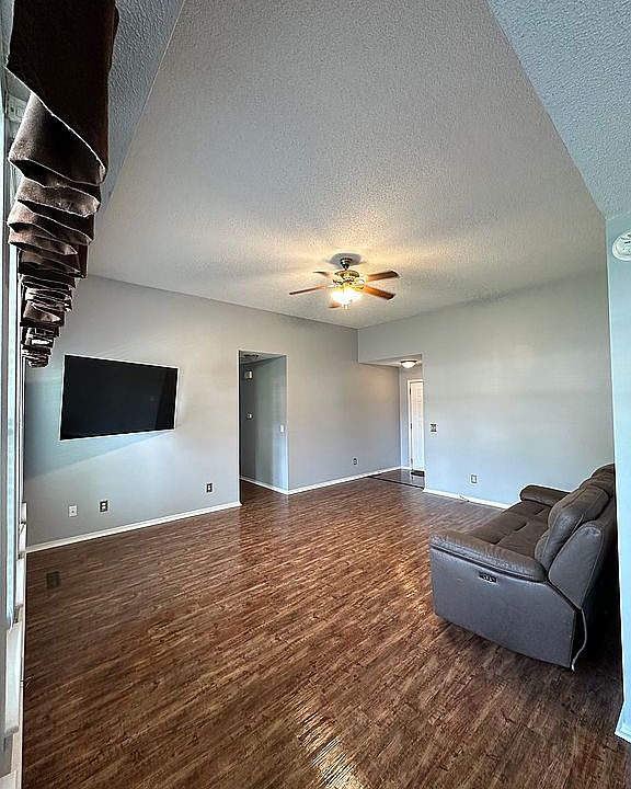 3905 W Kay Pointe Blvd, Springfield, MO 65802 Zillow