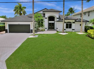 2751 NE 23rd Ct, Pompano Beach, FL 33062