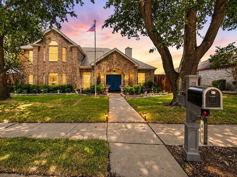 1st image of 801 Fall Dr