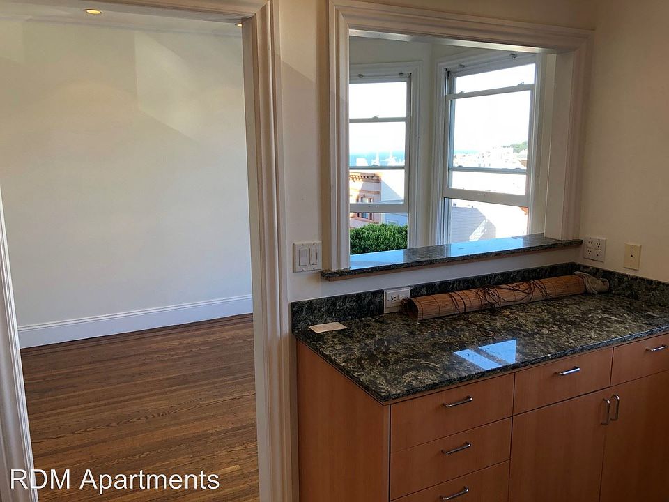 1st image of 1100 Jackson St APT 9