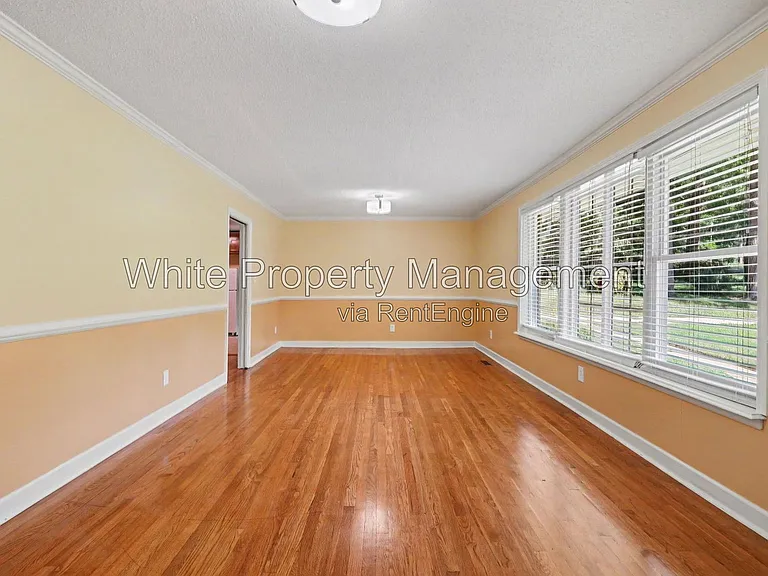 7017 Linda Lake Dr — Photo 9