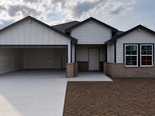 10646 Knox Landing Dr, Bryan, TX 77845