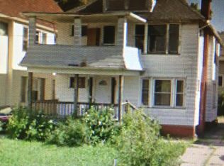 863 Paxton Rd, Cleveland, OH 44108