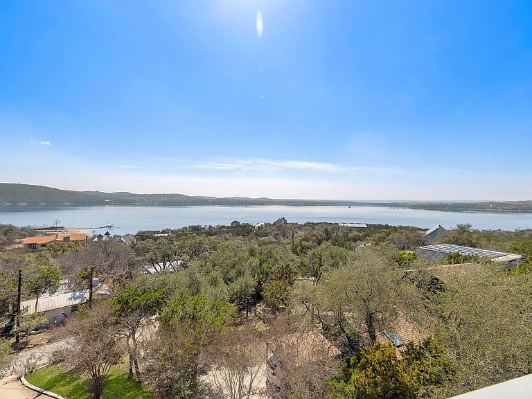 14020 Lake View Dr — Photo 16
