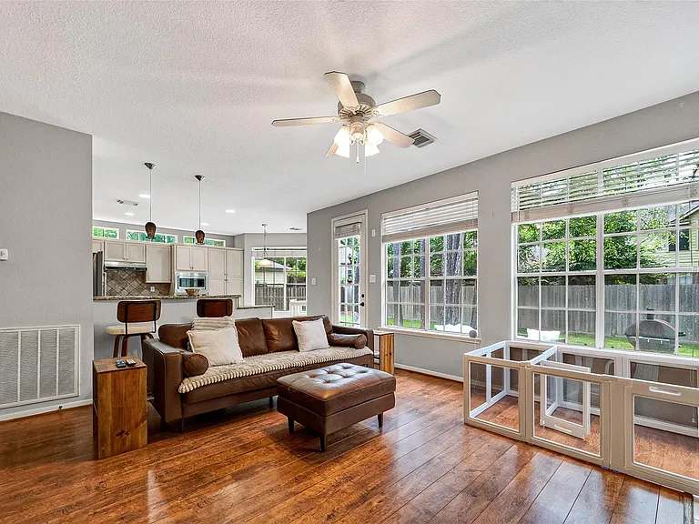 150 Wisteria Walk Cir — Photo 27