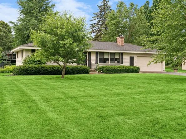15525 7th Ave N, Plymouth, MN 55447