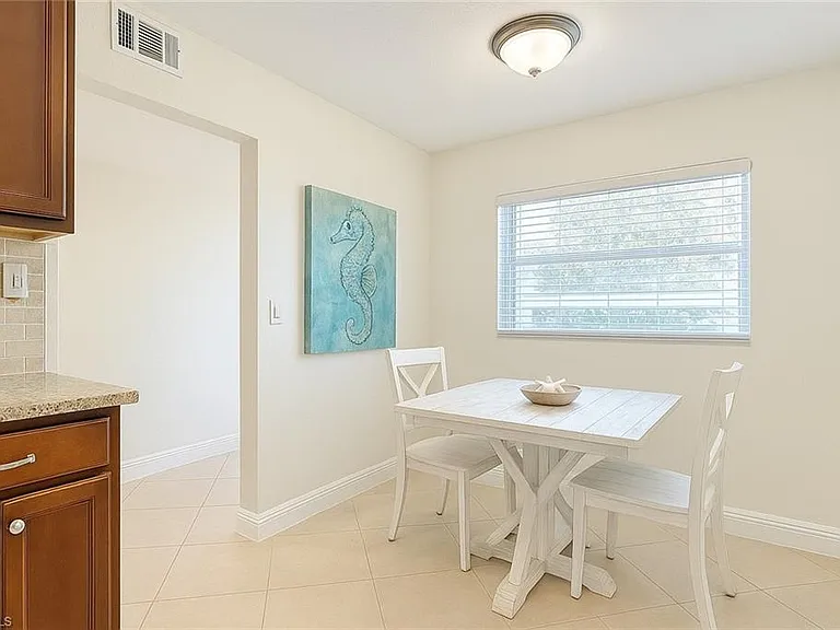 729 Landover Ct #102 — Photo 6