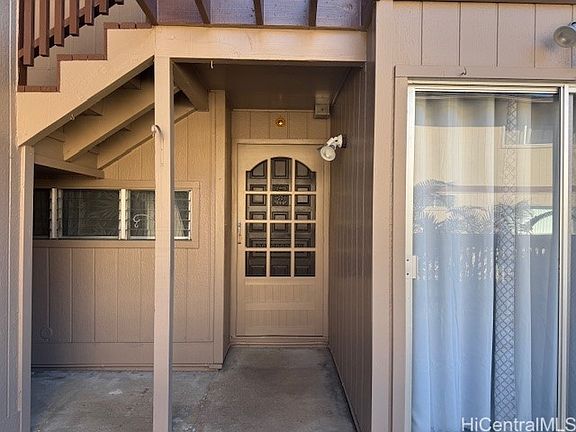 3rd image of 98-621 Kilinoe St APT 4B1
