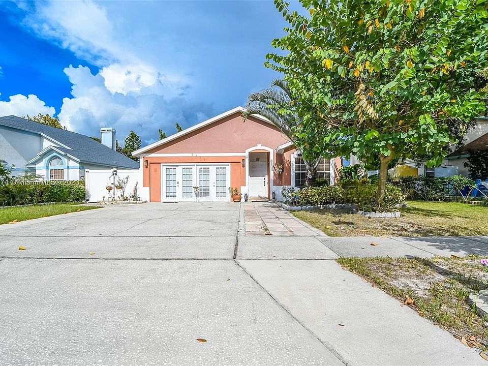 1st image of 2431 Quail Hollow Ave