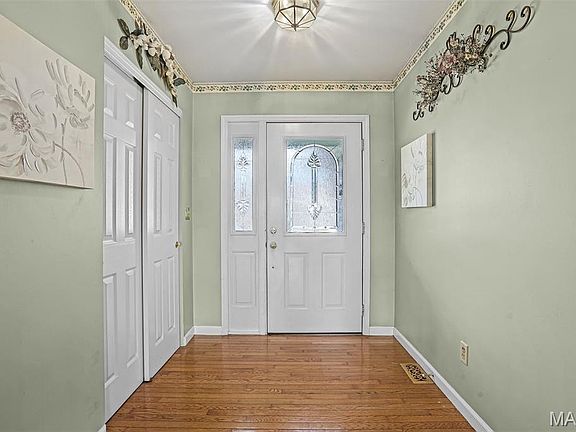 5th image of 178 Bridgewater Chase Ln