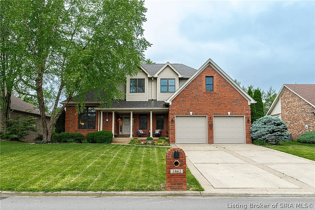 2842 Sandalwood Drive photo 1
