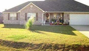 2nd image of 109 Leonard Dr