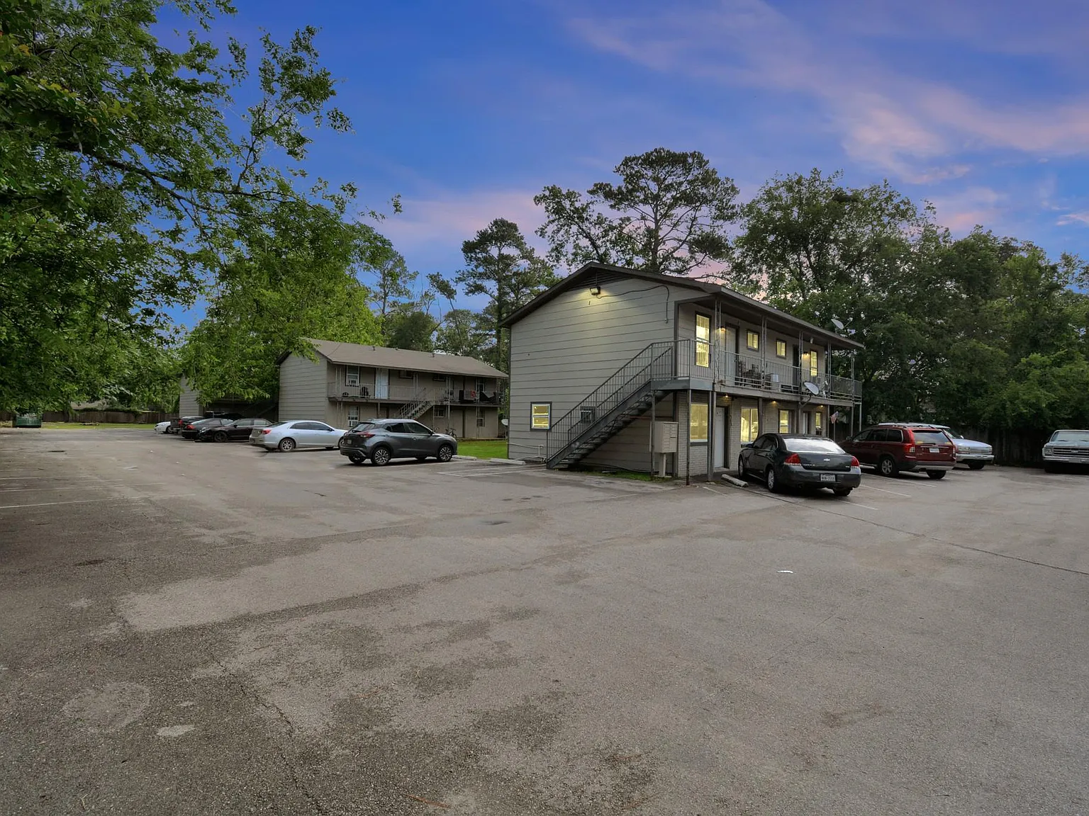 2 bed, 1.0 bath, 550 sqft, $900 — Photo 4
