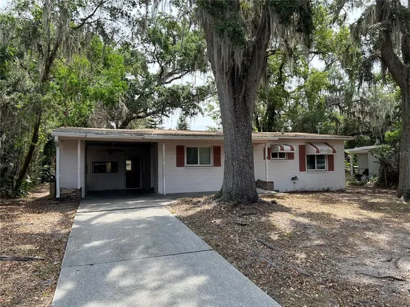 1112 Oak Dr, Leesburg, FL 34748