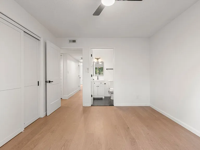 Landis Grove - 1360 — Photo 39