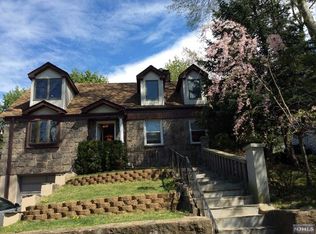 627 Ridgeland Ter, Englewood, NJ 07631