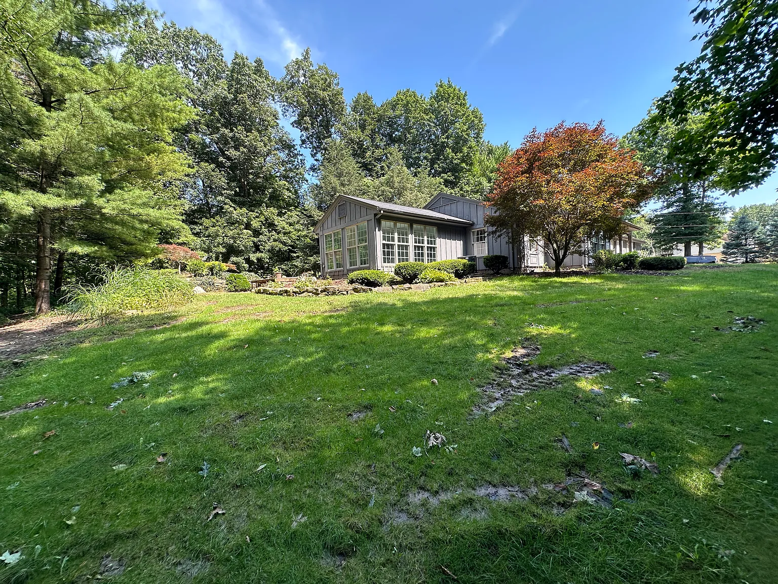 2 bed, 2230 sqft, $2,200 — Photo 1