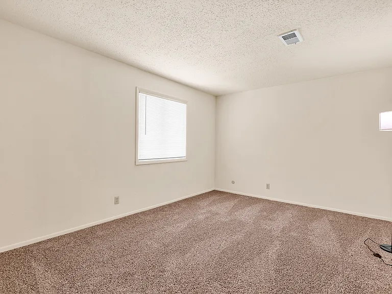 2 Bedroom