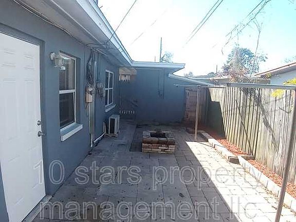 3rd image of 226 N Saturn Ave #226