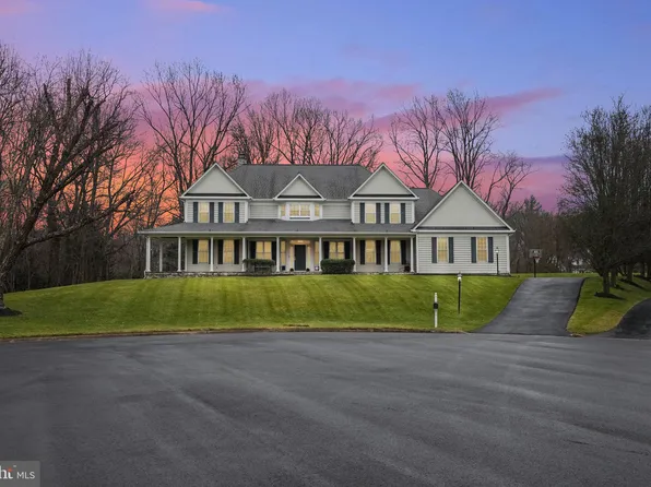 9463 Coral Crest Ln, Vienna, VA 22182