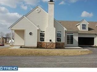 168 Rose View Dr, West Grove, PA 19390