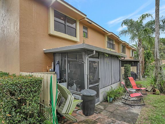 3rd image of 3611 Carambola Circle N #2881