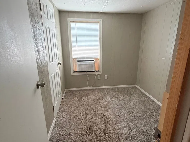 315 Thompson Rd — Photo 4