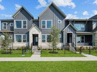 205 Flowers Ave, Hutto, TX 78634