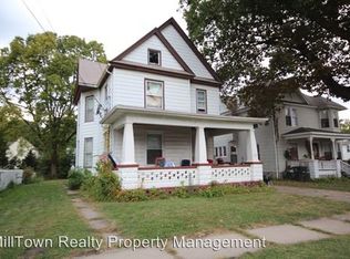 802 43rd St, Rock Island, IL